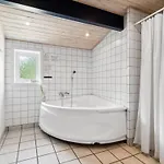 Semesterbostad Deni - 800m From The Sea By Interhome *