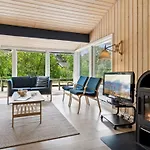 Semesterbostad Deni - 800m From The Sea By Interhome Vester Somarken