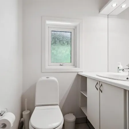 Deni - 800m From The Sea By Interhome Vester Somarken